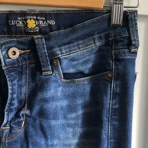 Lucky Brand Brooke Straight Angle Jeans 2/26